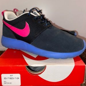 Nike Roshe Run Shoes